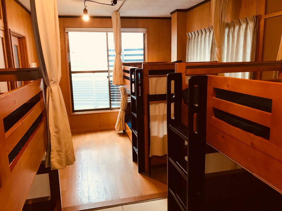 Ropeway St. Guesthouse Мацуяма Екстериор снимка