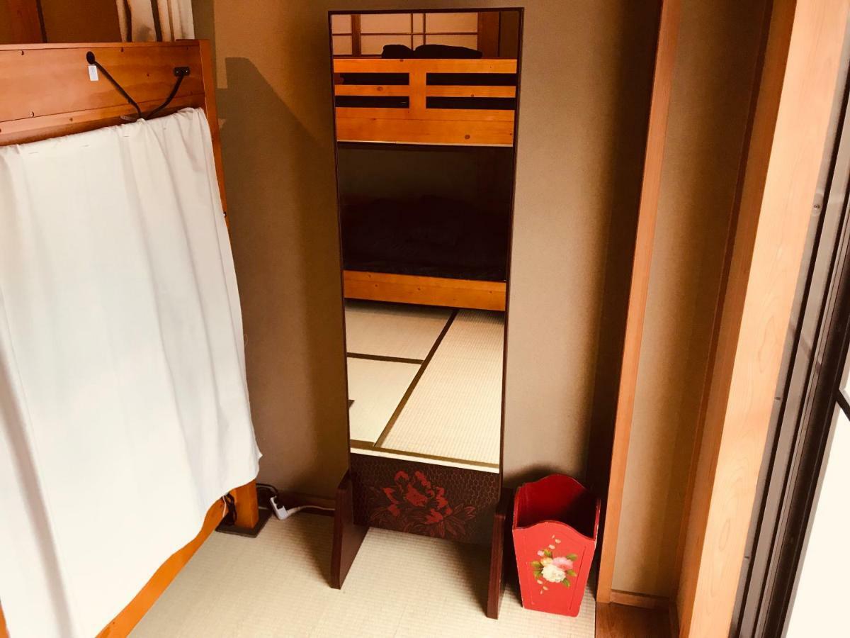 Ropeway St. Guesthouse Мацуяма Екстериор снимка