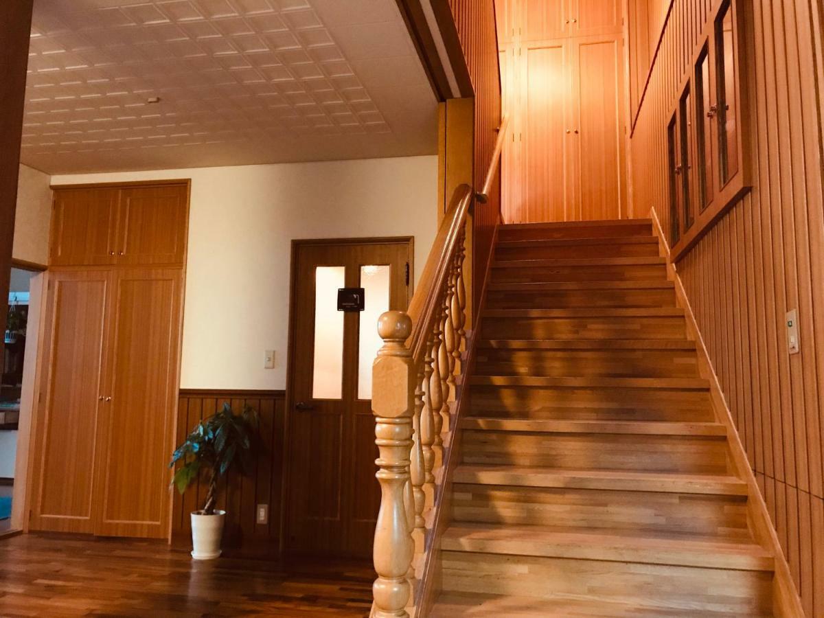 Ropeway St. Guesthouse Мацуяма Екстериор снимка