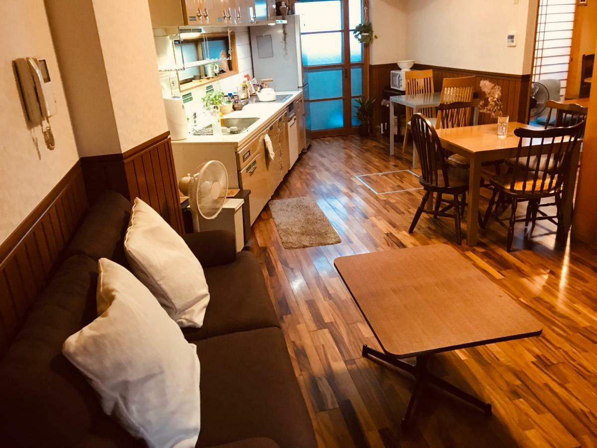 Ropeway St. Guesthouse Мацуяма Екстериор снимка
