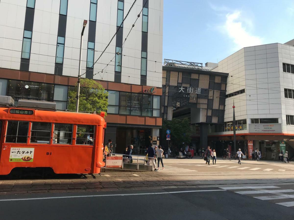 Ropeway St. Guesthouse Мацуяма Екстериор снимка